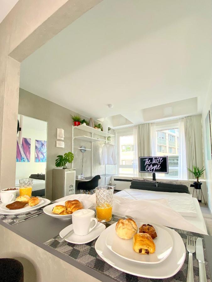 The Suite Koln Bagian luar foto
