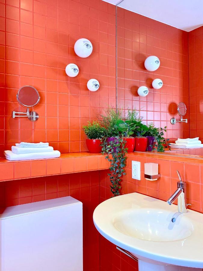 The Suite Koln Bagian luar foto