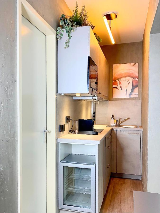 The Suite Koln Bagian luar foto